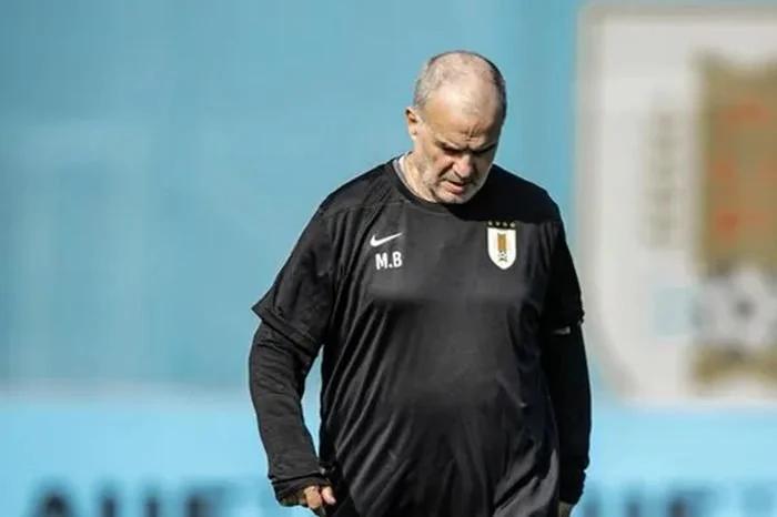 BIELSA SE DESPIDE DE LA SELECCIÓN URUGUAYA