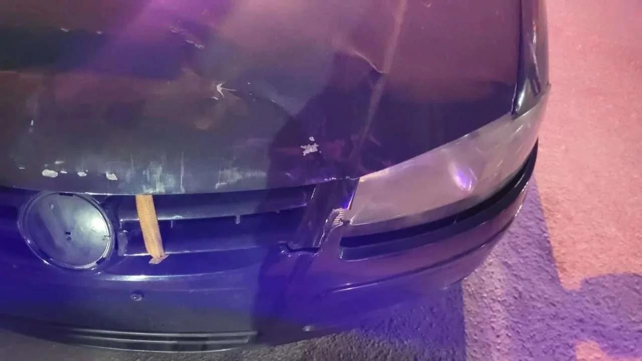 CONDUCTOR EBRIO CHOCA AUTO ESTACIONADO EN LA RIOJA
