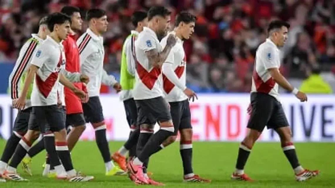 RIVER BUSCA LEVANTARSE ANTE GIMNASIA