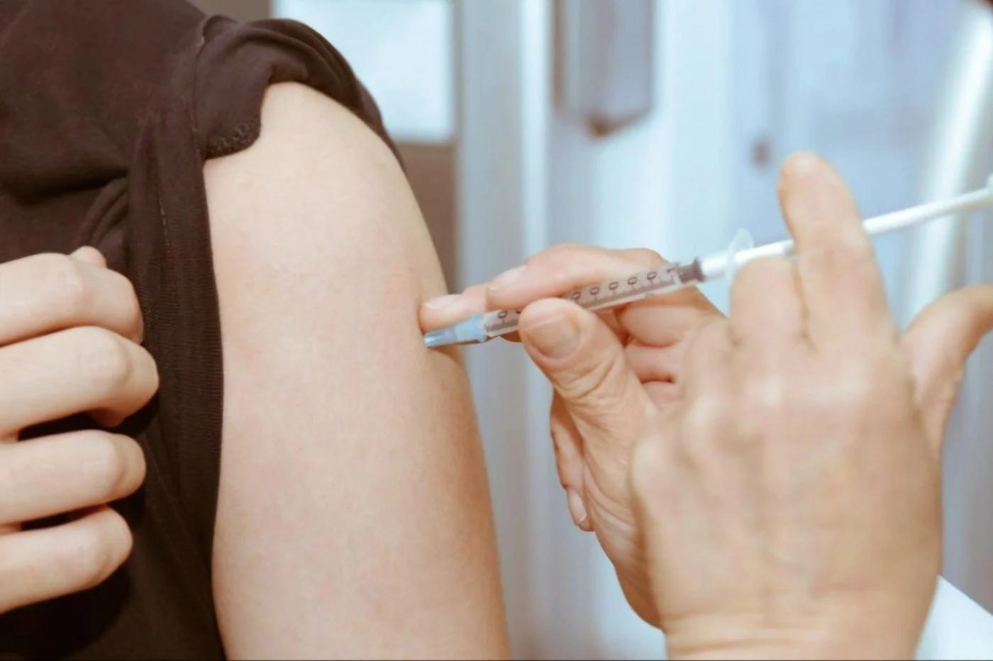 AUMENTAN LOS CASOS DE HEPATITIS A EN ADULTOS JÓVENES