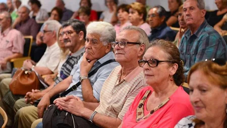 Aumentan jubilaciones y asignaciones en julio