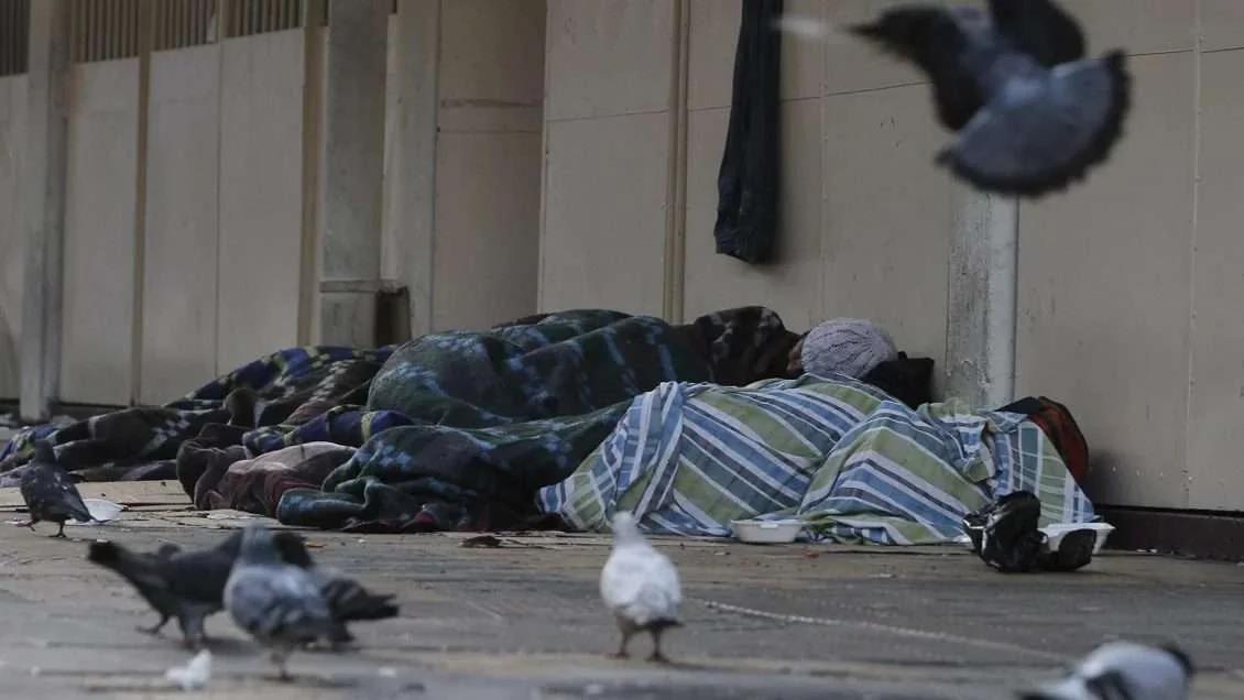 Refuerzan asistencia a personas en situación de calle ante ola polar