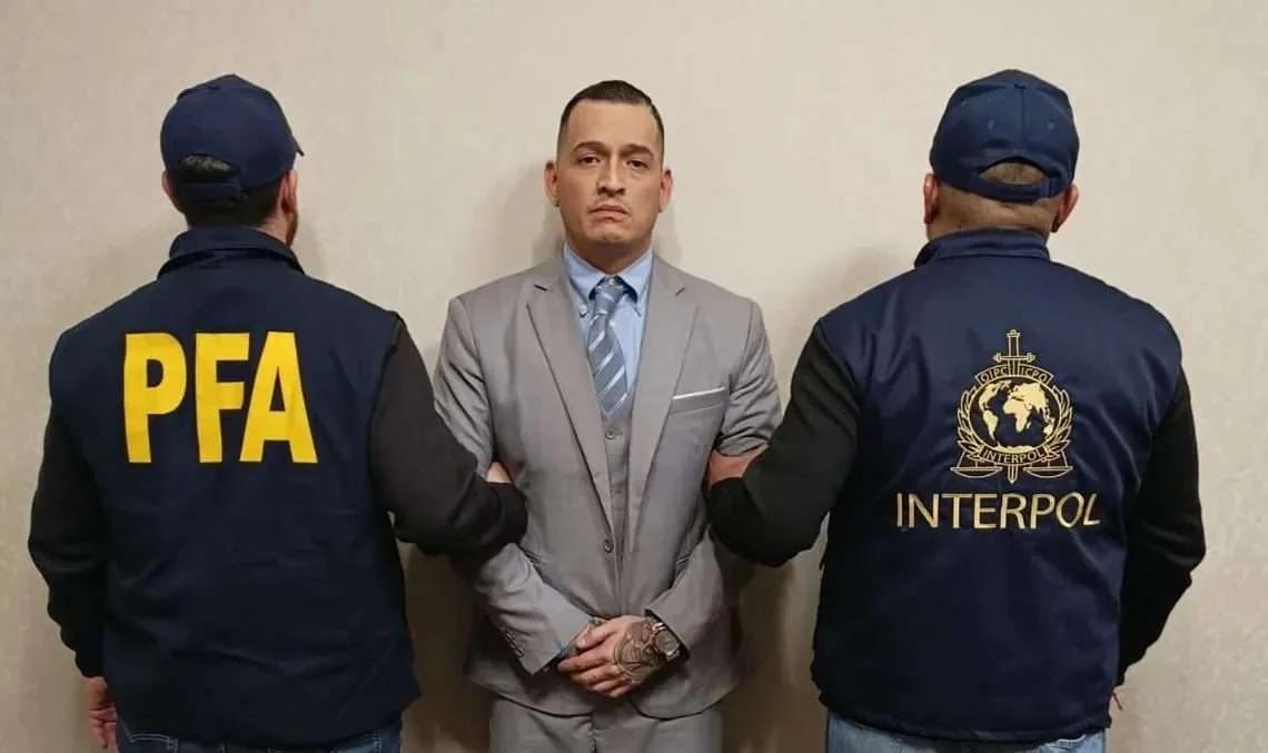 CAPTURAN A NARCO MEXICANO EN PUERTO MADERO