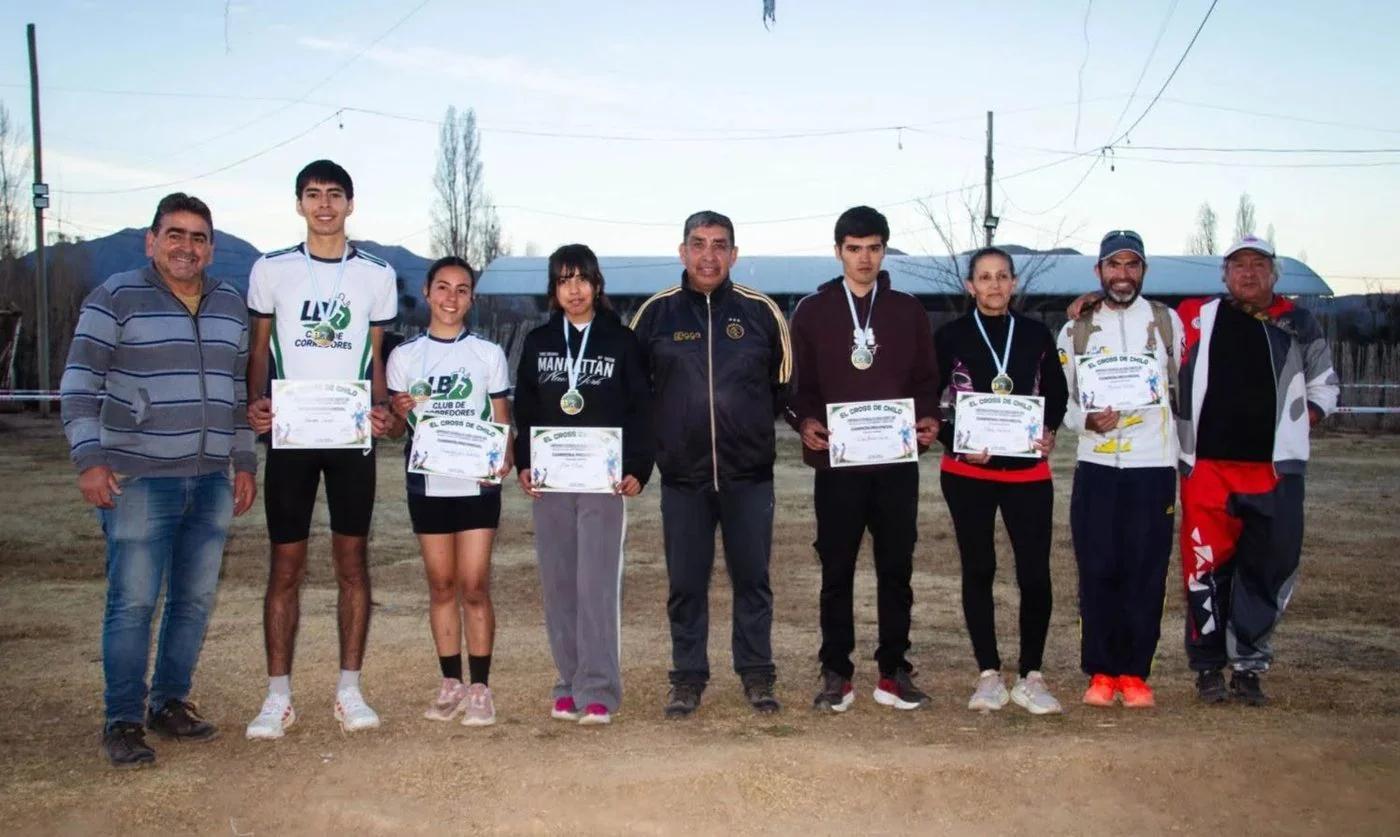 Elton Chanampa brilla en el Cross de Chilo