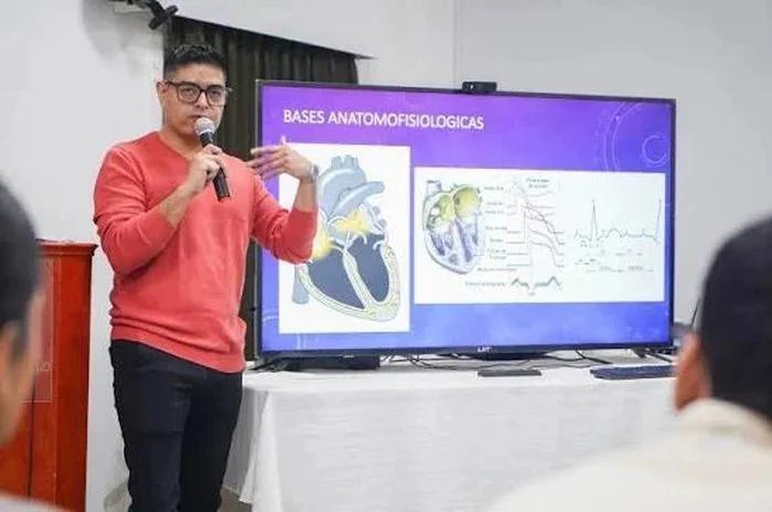 Capacitación en emergencias cardiovasculares el 7 de agosto