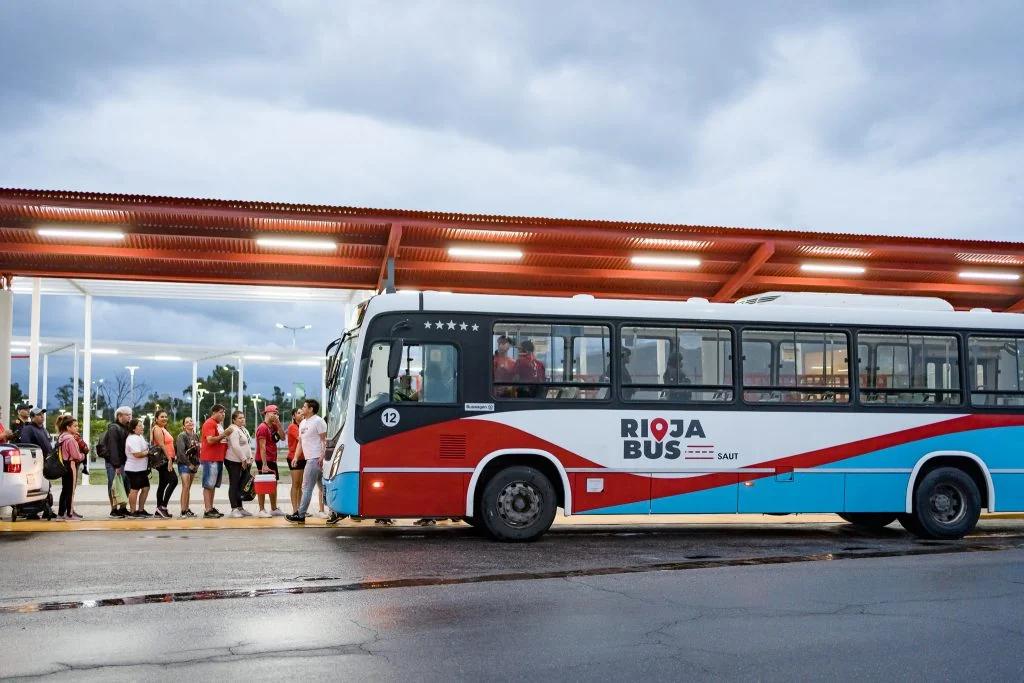 Mira como funcionará RIOJA BUS durante los feriados del 9 y 10 de Julio