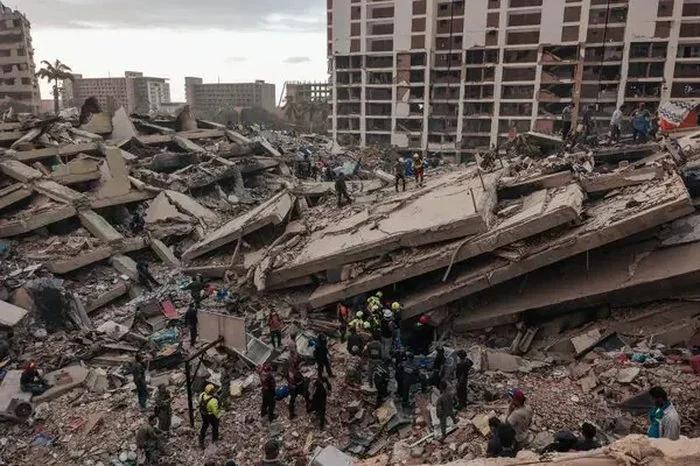 VENEZUELA Y ONU LANZAN PLAN POST-TERREMOTOS
