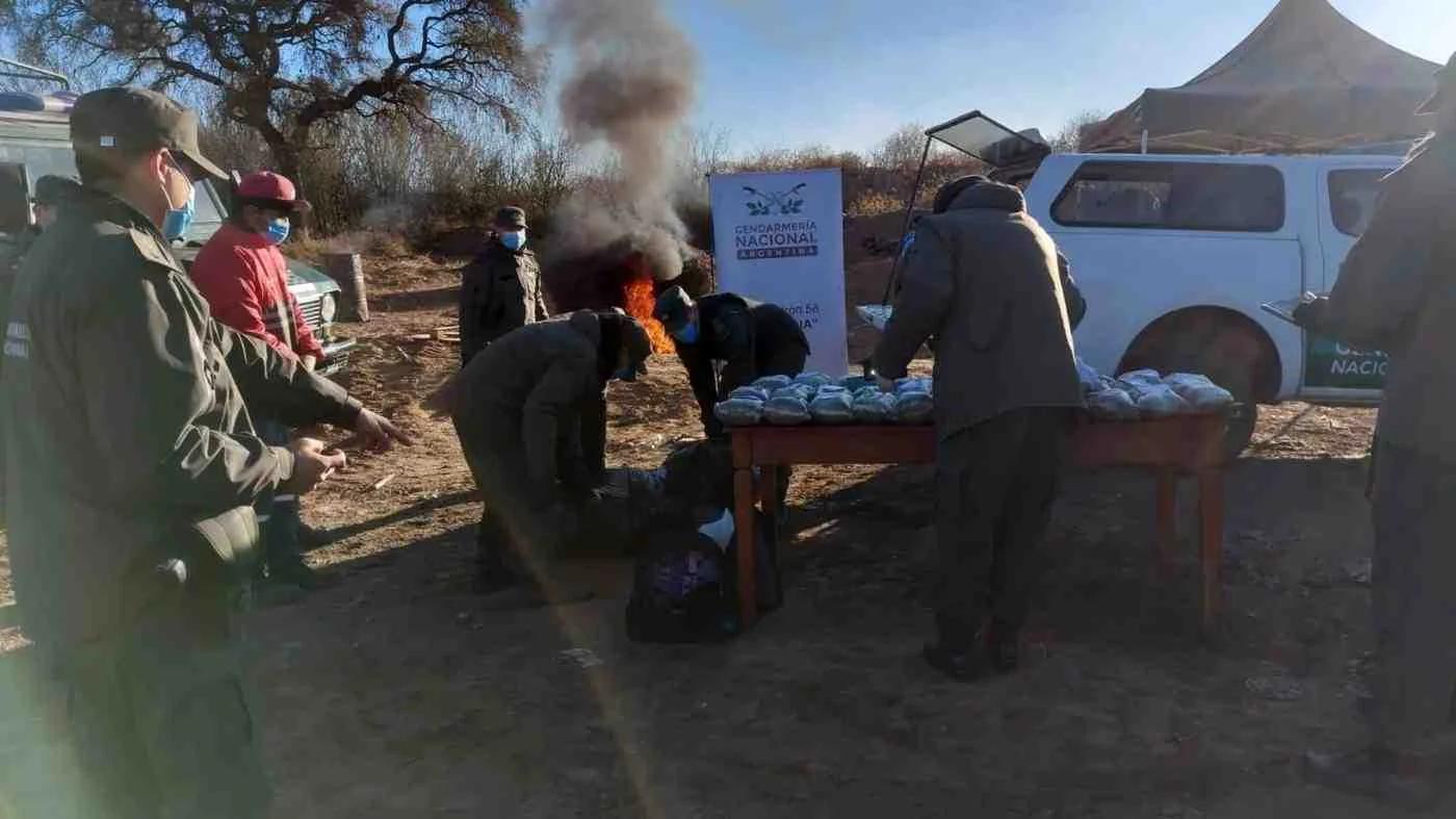 JUSTICIA FEDERAL INCINERA MÁS DE 75 KILOS DE DROGA EN LA RIOJA