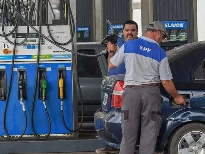 Aumento de combustibles y su impacto inflacionario en Argentina