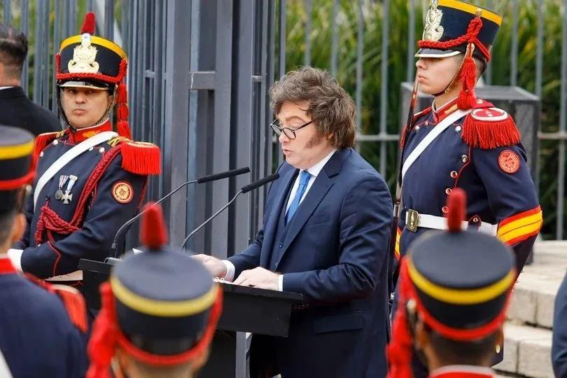 Milei homenajeó al General San Martín en Buenos Aires