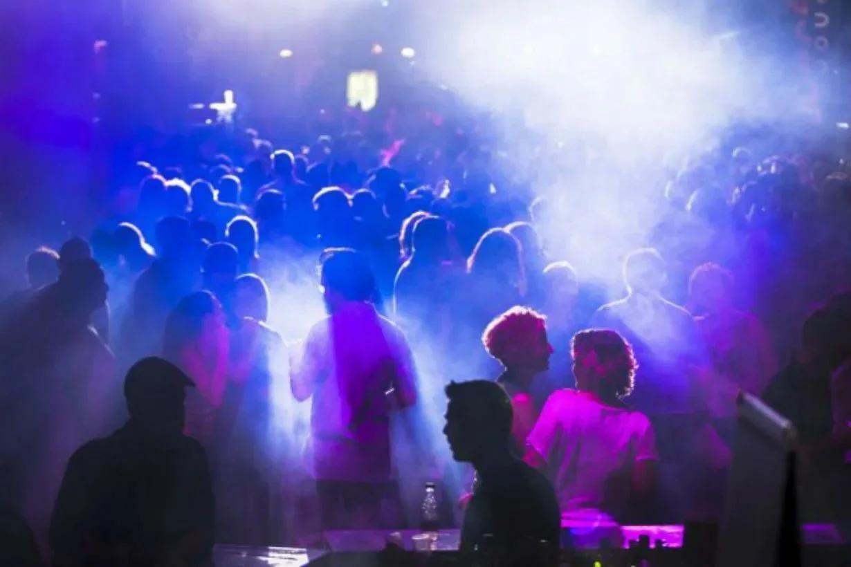 El Concejo debate nuevas zonas para fiestas y horarios de boliches