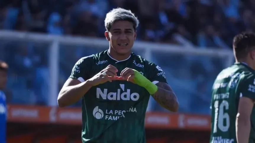 Sarmiento venció a Atlético Tucumán en un partido clave por la lucha del descens