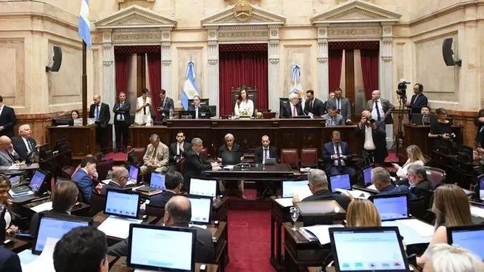 Senado aprueba Ley de Inviolabilidad, pero retira reforma al Fuego