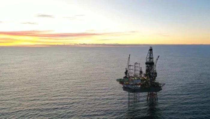 Denuncian que una petrolera que opera en Malvinas accedió al RIGI