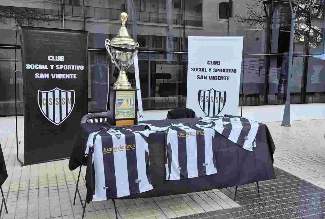 SAN VICENTE DEFENDE SU HISTORIA TRIUNFAL