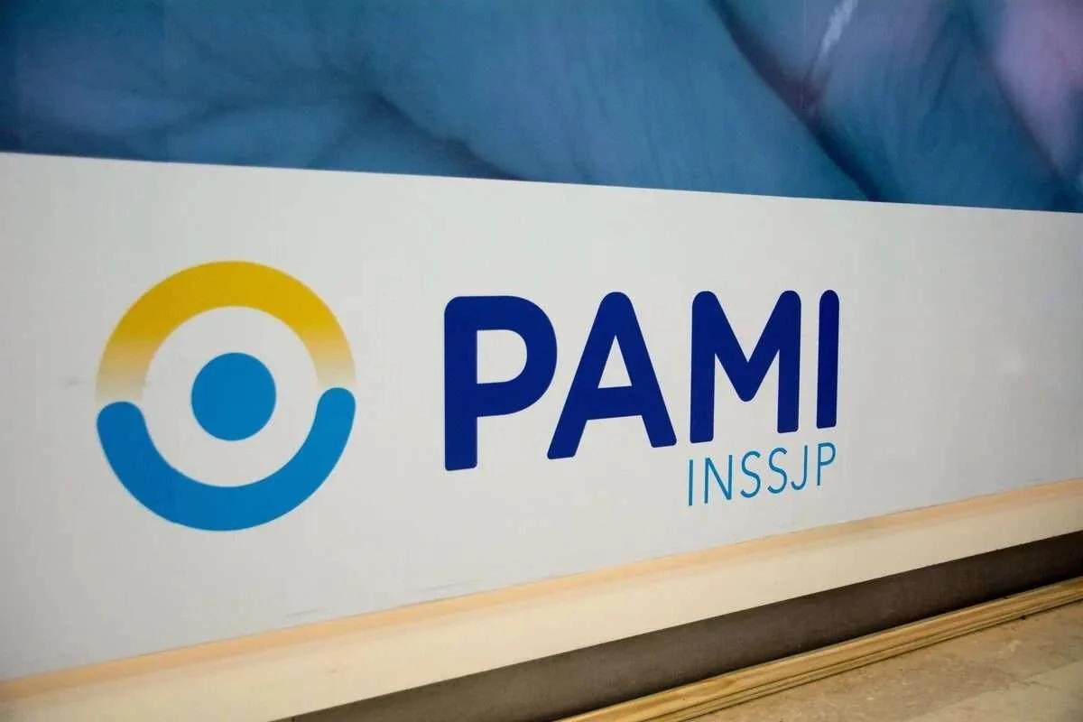 PAMI La Rioja renueva convenio con Sanatorio Rioja