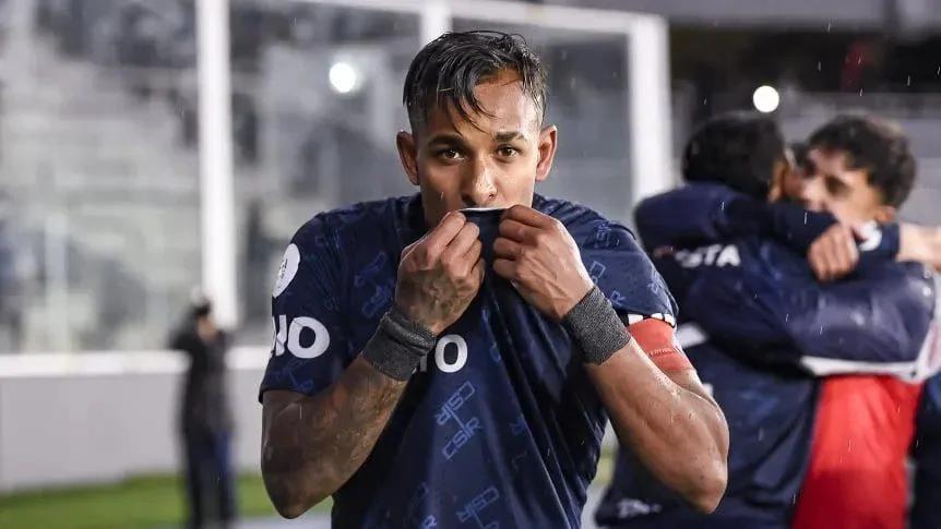 SEBASTIÁN VILLA, A UN PASO DE VOLVER A BOCA