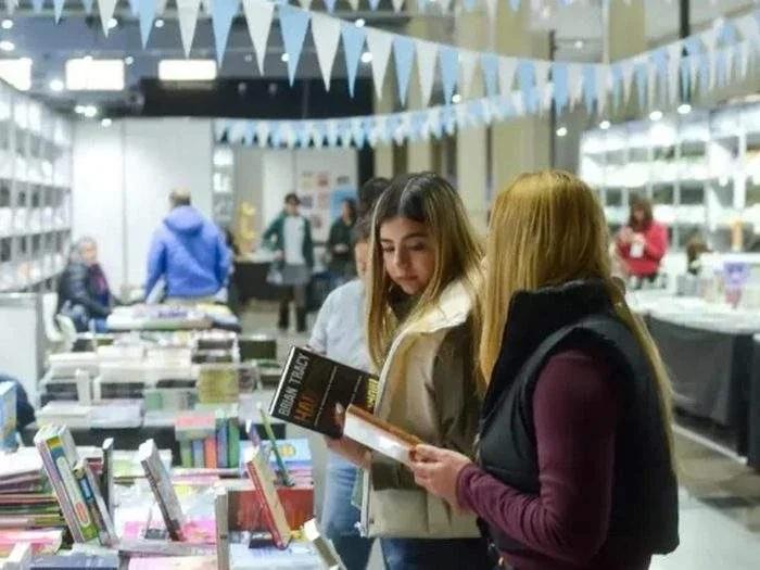 Propuestas educativas de la UNLaR en el Paseo Cultural