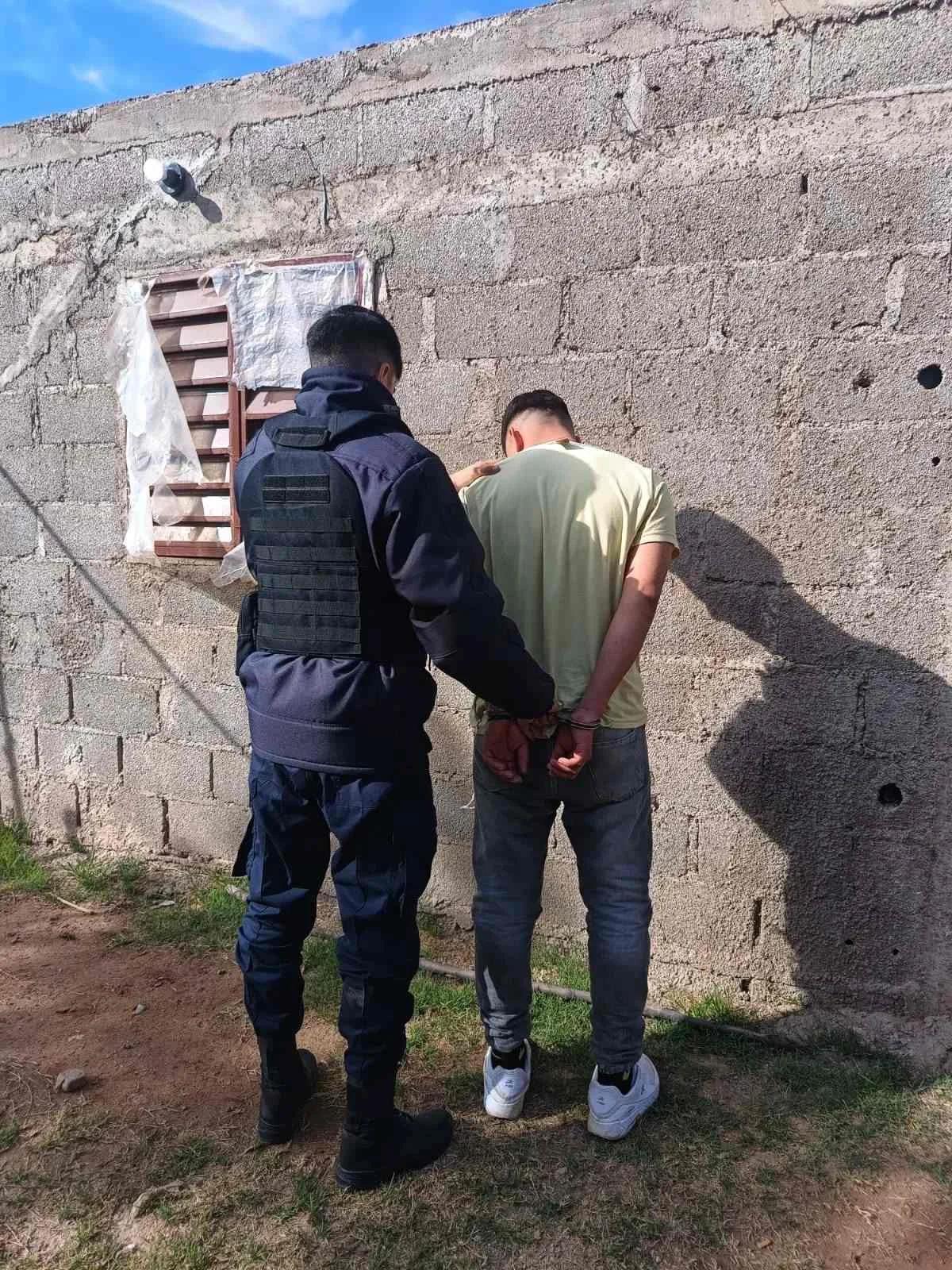 Detenido joven de 25 años por violencia de género