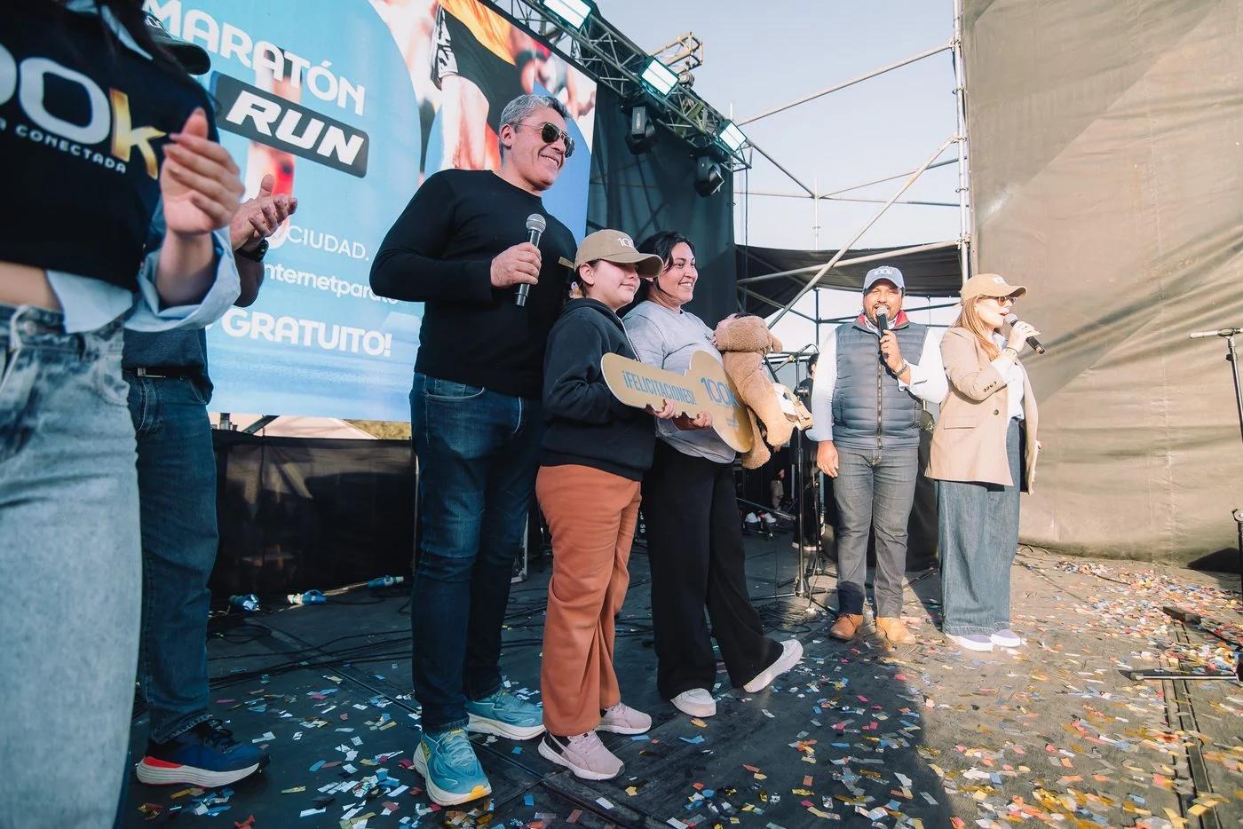 FIESTA POR LOS 100 MIL CLIENTES DE INTERNET PARA TODOS