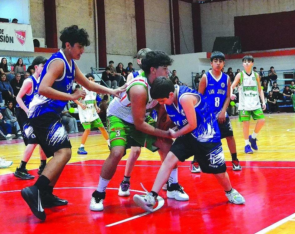 LA RIOJA INICIA CON VICTORIA EN EL CAMPEONATO U13