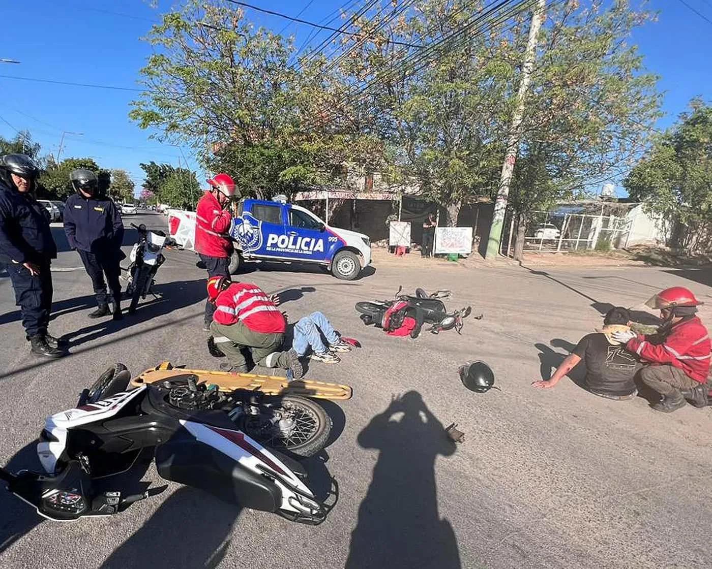 Rodadas en la Capital: se fugaron de la Policía, chocaron entre ellos y terminar