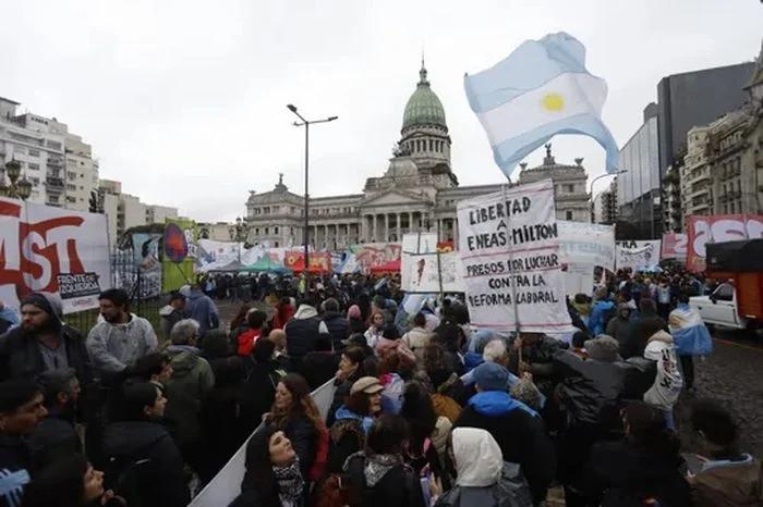MANIFESTACIÓN CONTRA LA LEY DE PROPIEDAD PRIVADA
