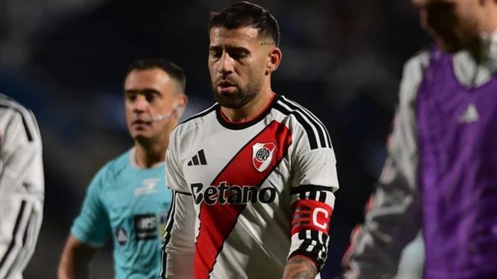 “Todo va a estar bien”: el mensaje de Nicolás Otamendi en medio de la crisis fut